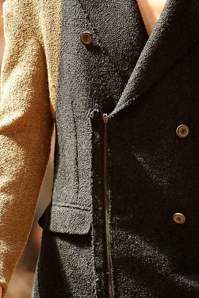Look 70